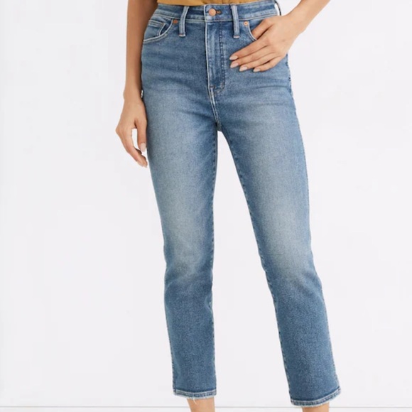 Madewell Stovepipe Jeans (Sizes 28 and 29) - Picture 2 of 4